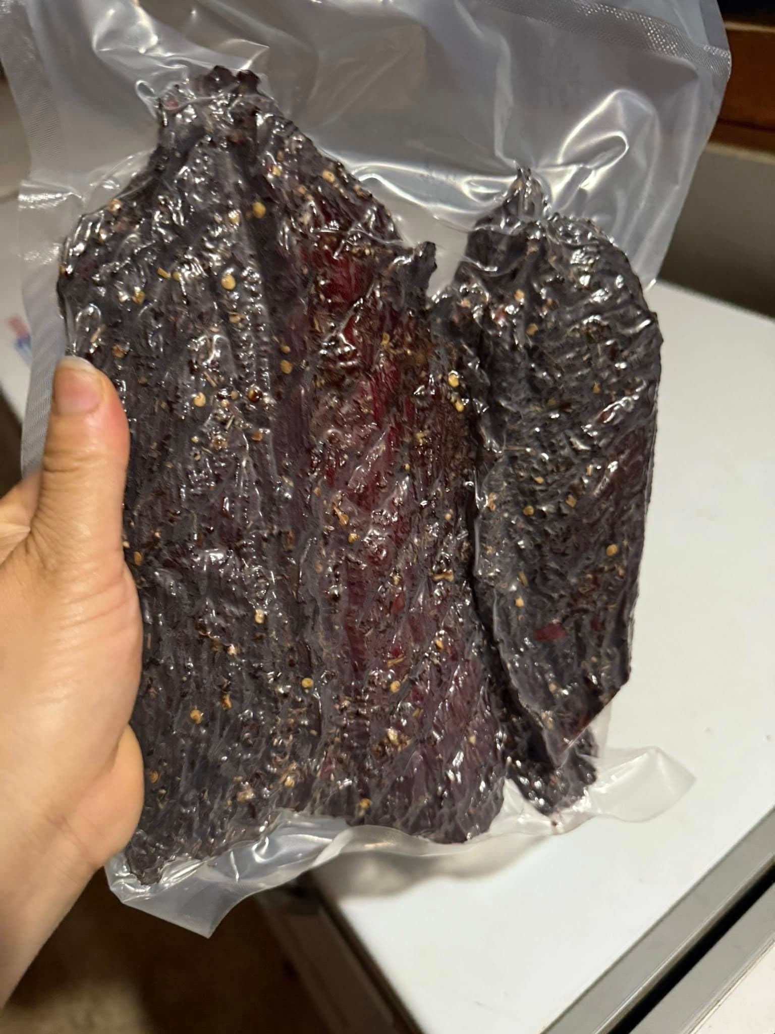 Thịt trâu gác bếp